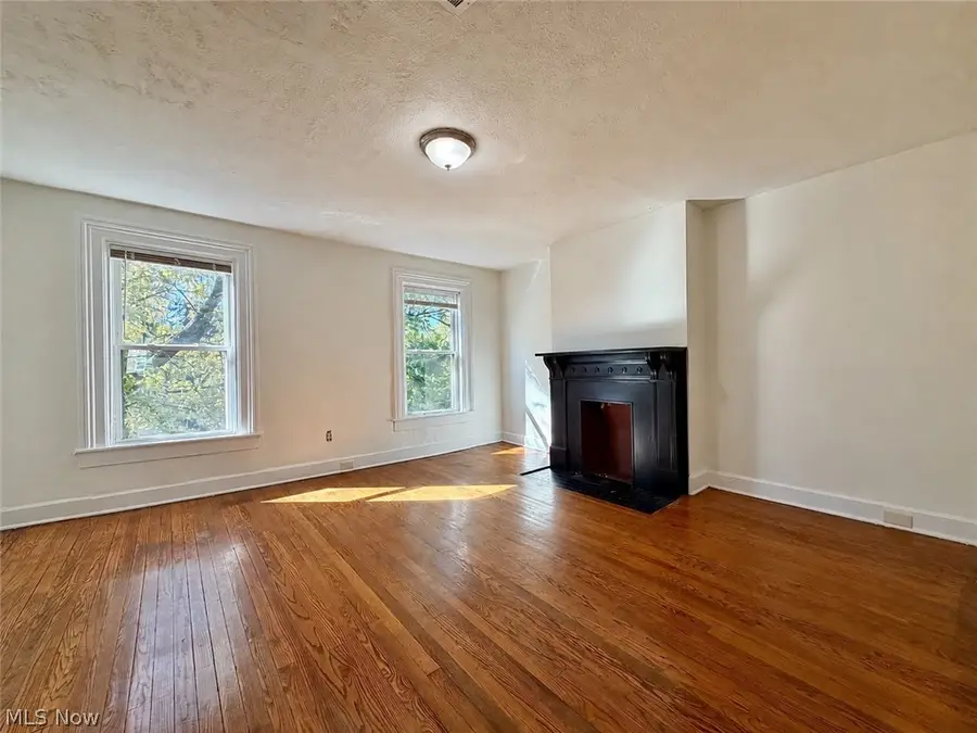 2701 W 14th Street, Cleveland, OH 44113 - #3