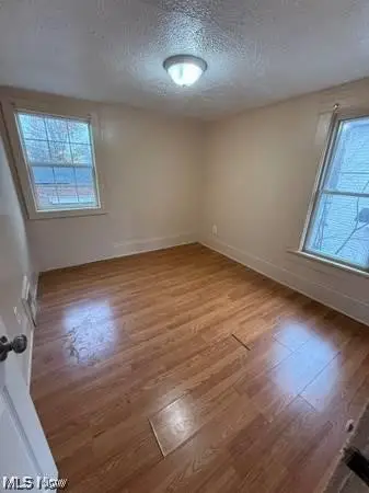1046 6th Avenue, Akron, OH 44306 - #2