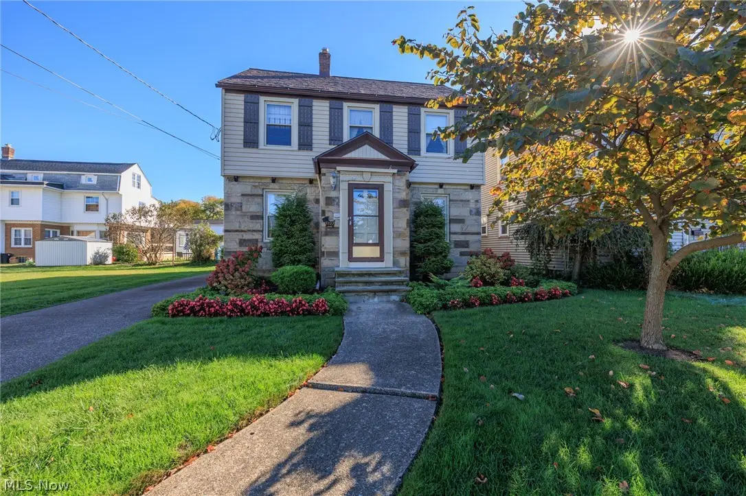 1327 Hillsdale Avenue, Lorain, OH 44052 - #1