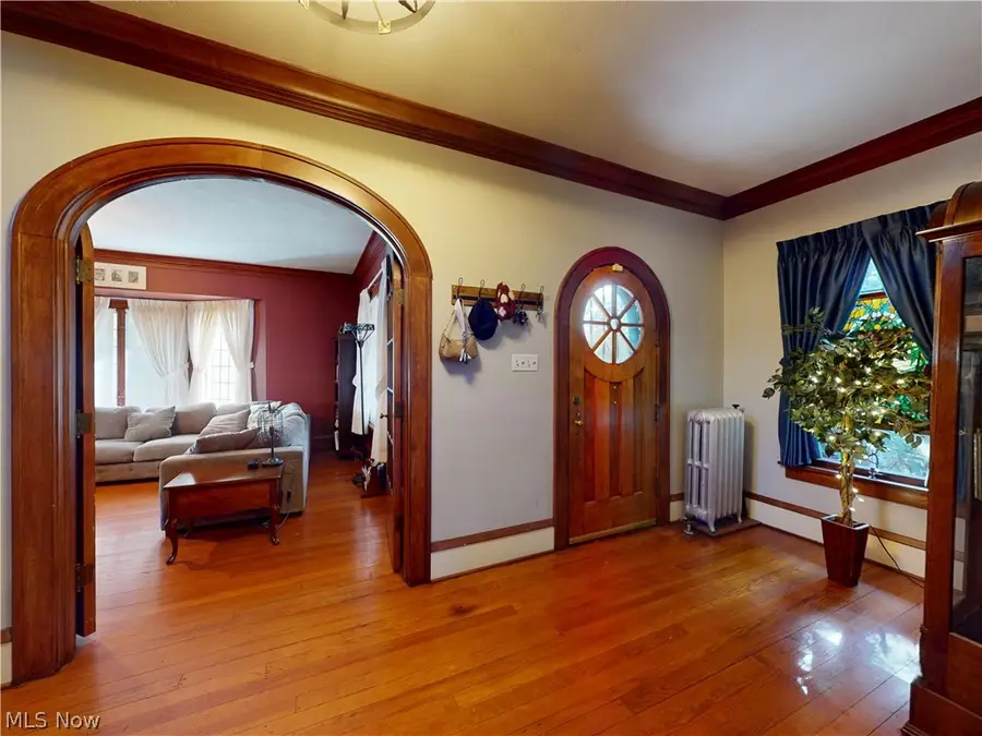 217 4th Ne Street, Massillon, OH 44646 - #3