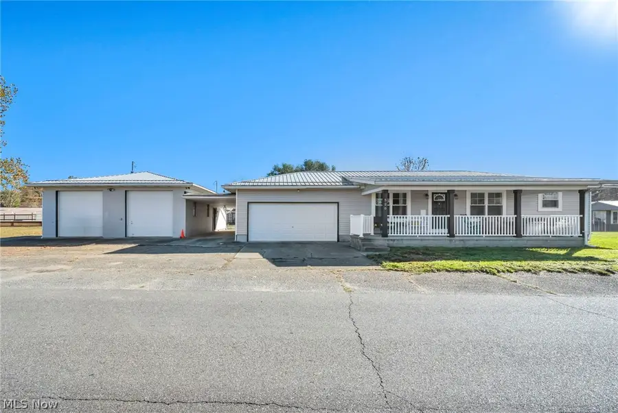 520 S Oak Street, West Lafayette, OH 43845 - #2