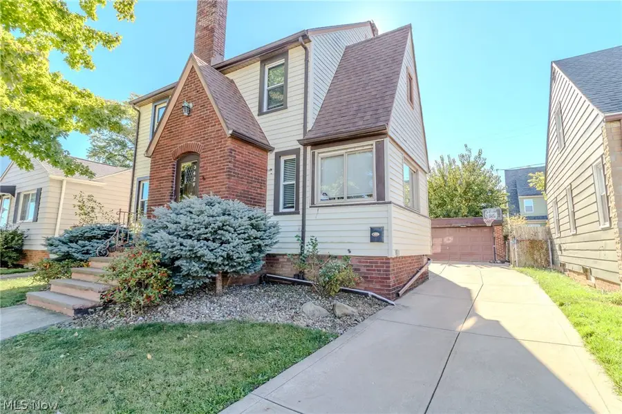 3429 Marmore Avenue, Parma, OH 44134 - #2