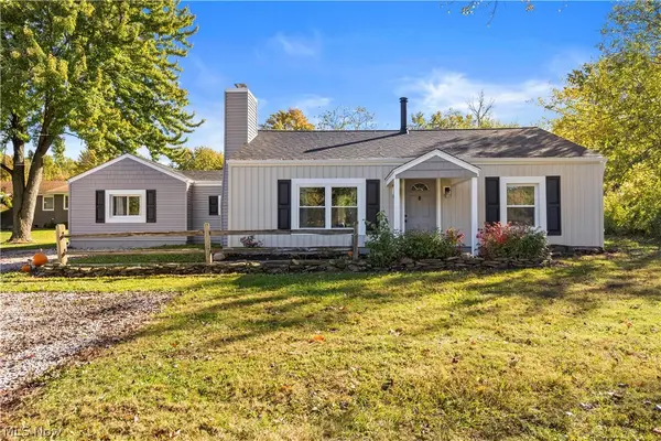 7833 Baumhart Road, Amherst, OH 44001