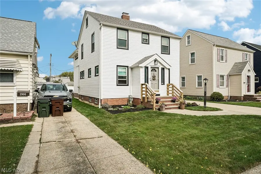 2902 Lincoln Avenue, Parma, OH 44134 - #2