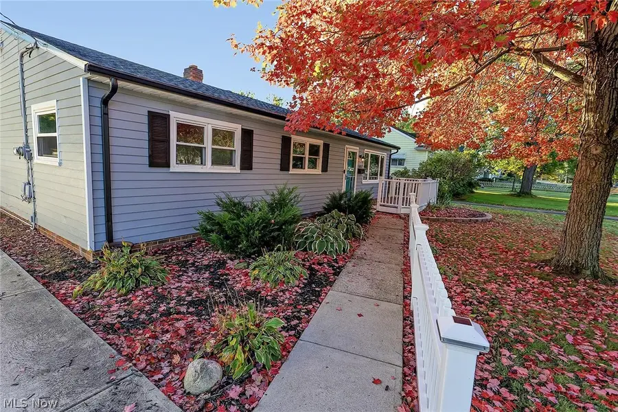5573 Decker Road, North Olmsted, OH 44070 - #3