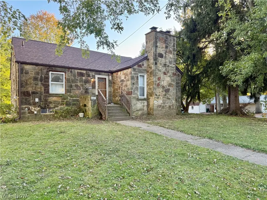 2821 Connecticut Sw Street, Massillon, OH 44646 - #2