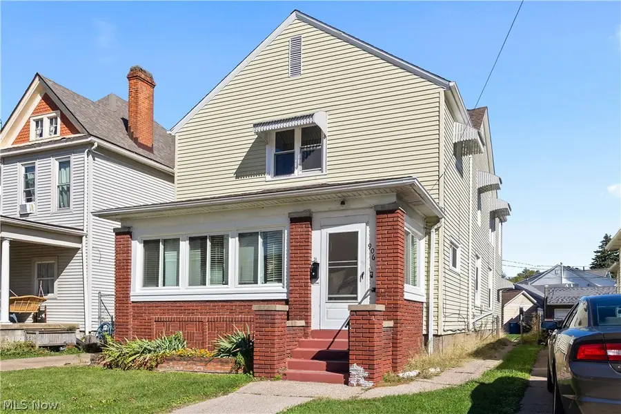 906 Decatur Street, Sandusky, OH 44870 - #3