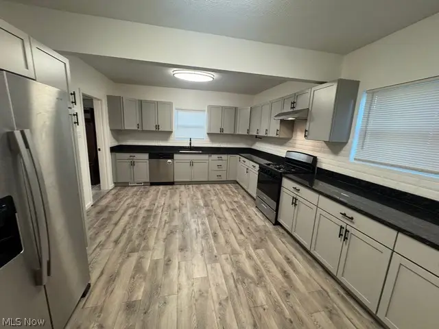 601 5th Street, Struthers, OH 44471 - #2
