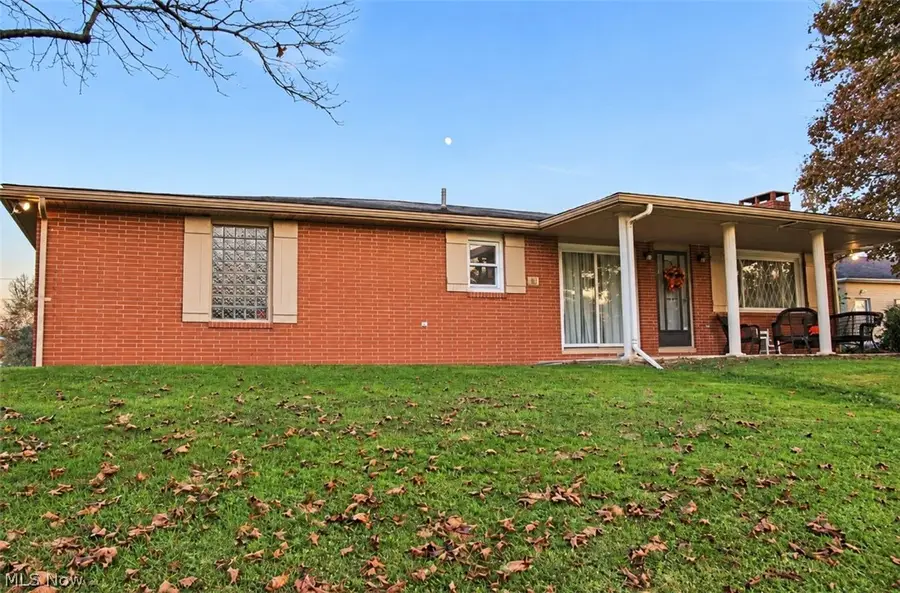 16077 Park Way, East Liverpool, OH 43920 - #2