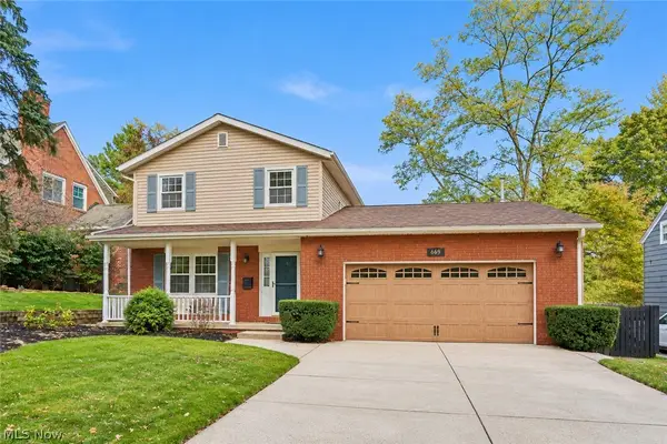 669 Upper Merriman Drive, Akron, OH 44303