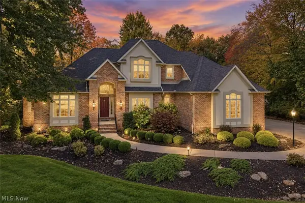 718 White Tail Ridge Drive, Fairlawn, OH 44333
