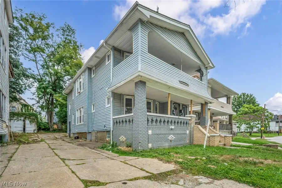 981 Thornhill Drive, Cleveland, OH 44108 - #3
