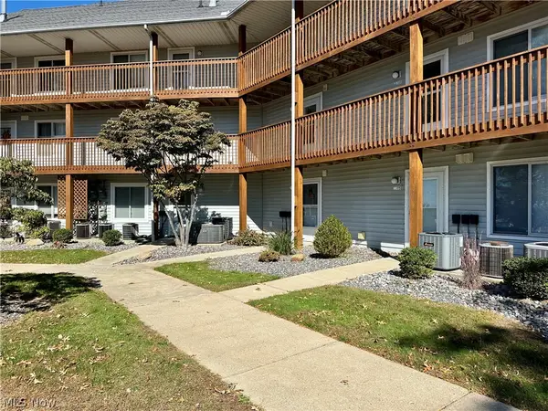 6035 Lake Road #524, Ashtabula, OH 44004