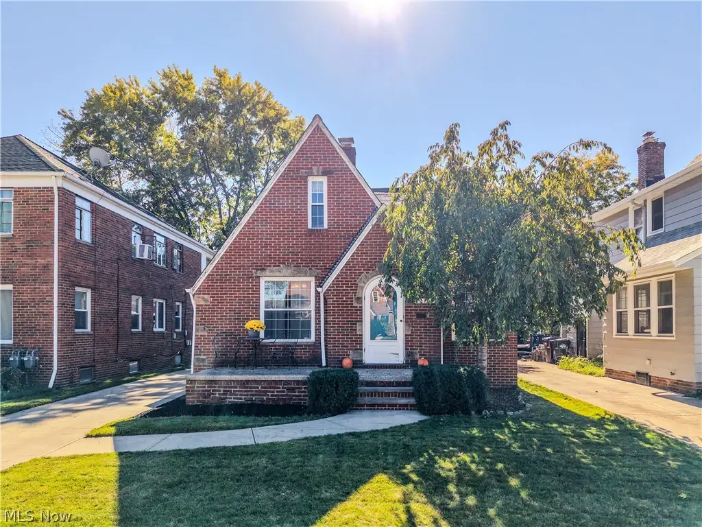 2205 Brookview Boulevard, Parma, OH 44134 - #1