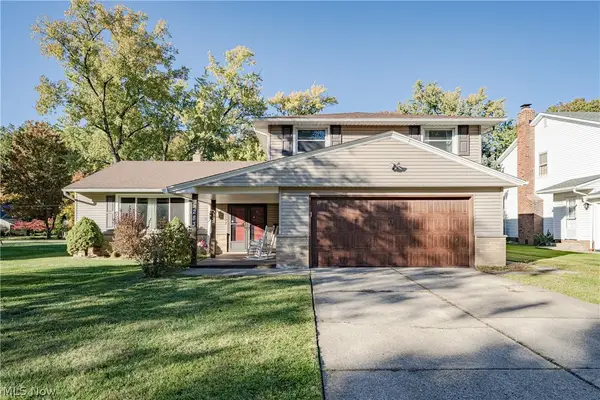 5283 Hickory Drive, Lyndhurst, OH 44124