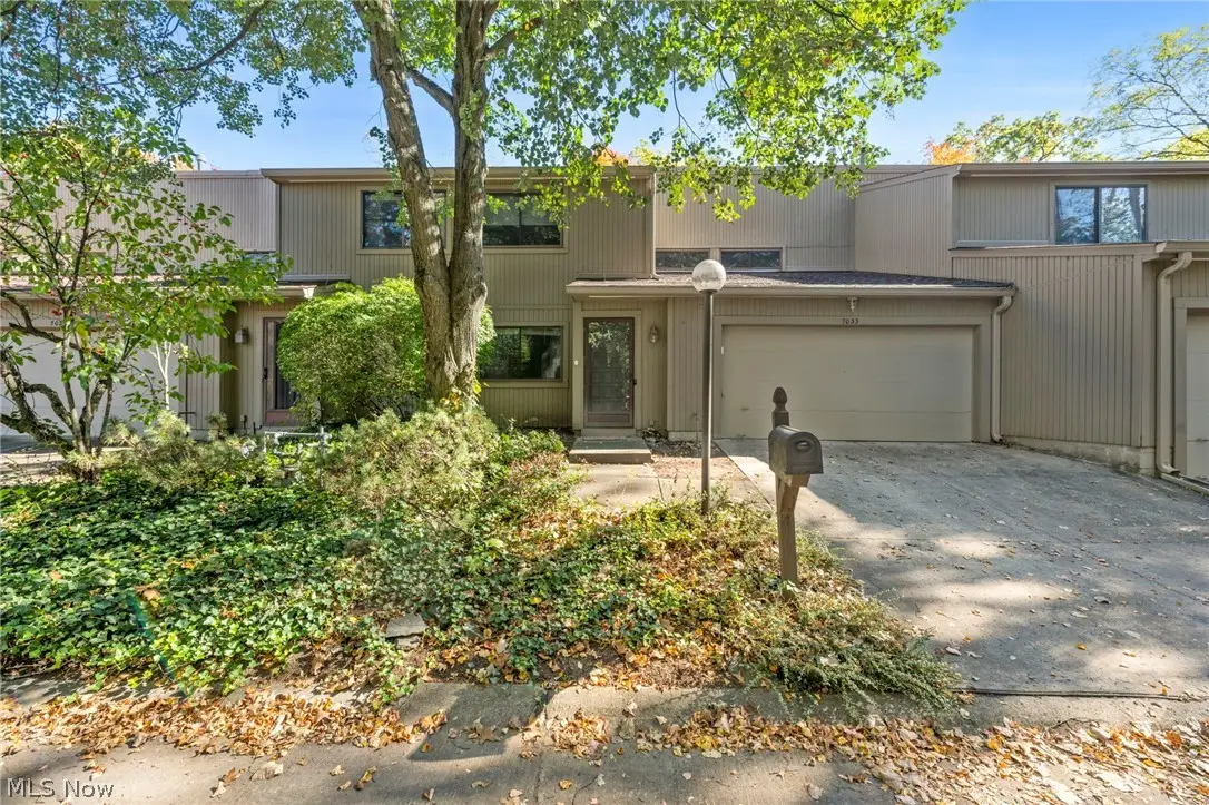 7033 Buckhurst Place, Concord, OH 44060 - #1