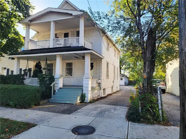 1033 Auburn Avenue, Cleveland, OH 44113