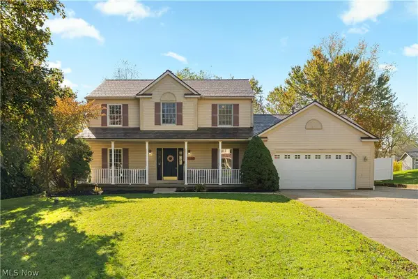 3746 Wickham Nw Street, Uniontown, OH 44685