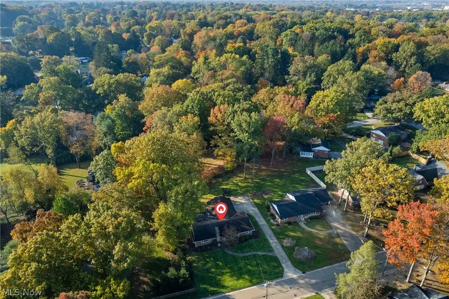 244 Cordelia Sw Street, North Canton, OH 44720 - #2