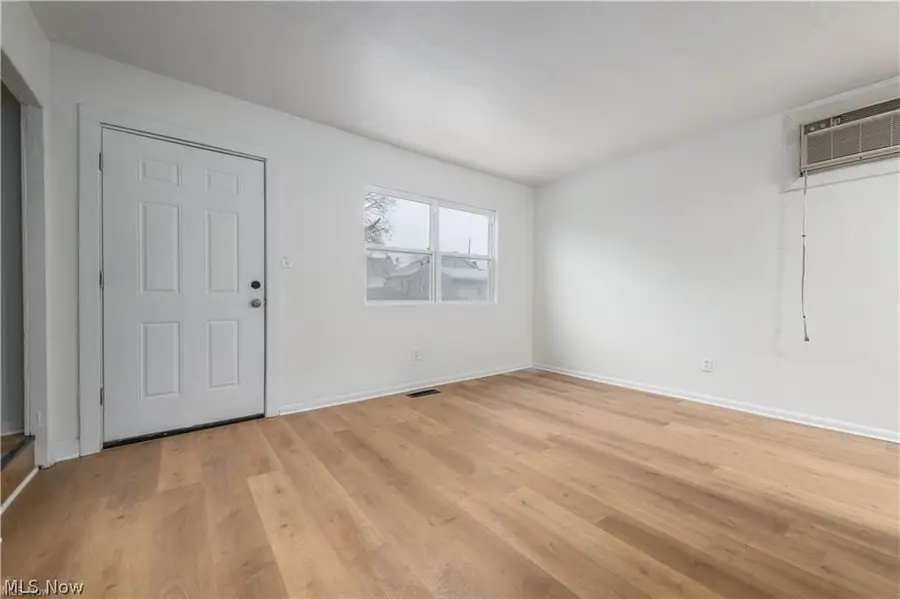 3890 E 143rd Street, Cleveland, OH 44128 - #2