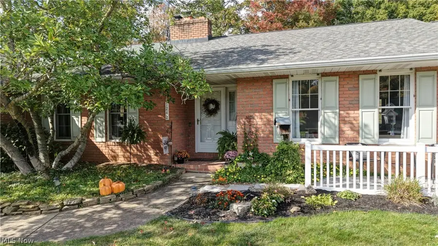 1242 Lakeview Nw Road, New Philadelphia, OH 44663 - #3