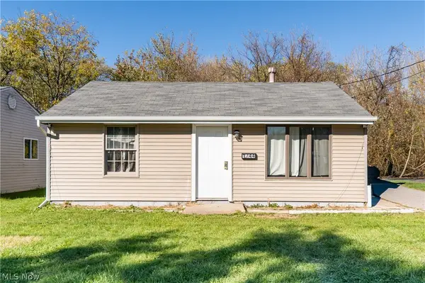 1744 Victoria Sw Street, Warren, OH 44485