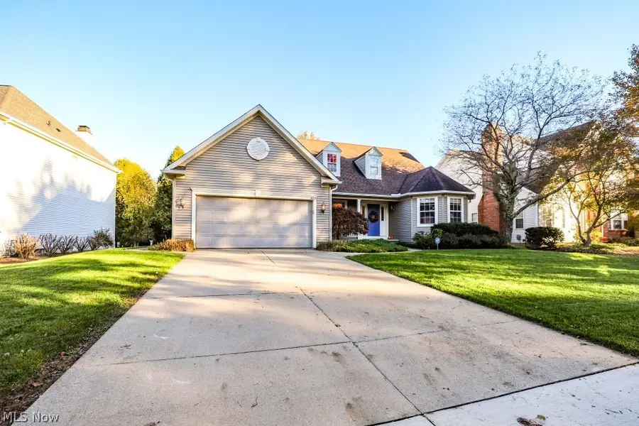 3015 Woodcrest Drive, Fairlawn, OH 44333 - #3