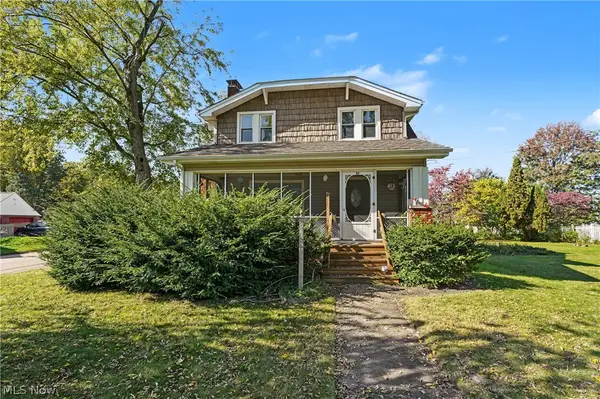 32 Hawk Avenue, Akron, OH 44312
