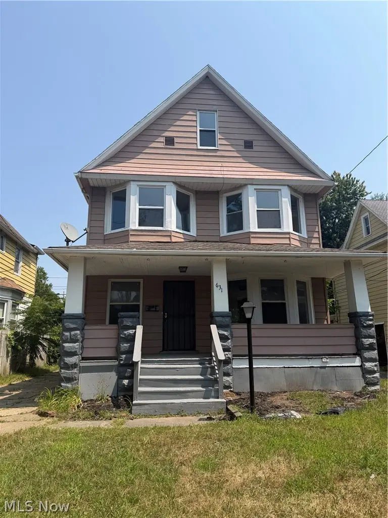 631 E 113th Street, Cleveland, OH 44108 - #1