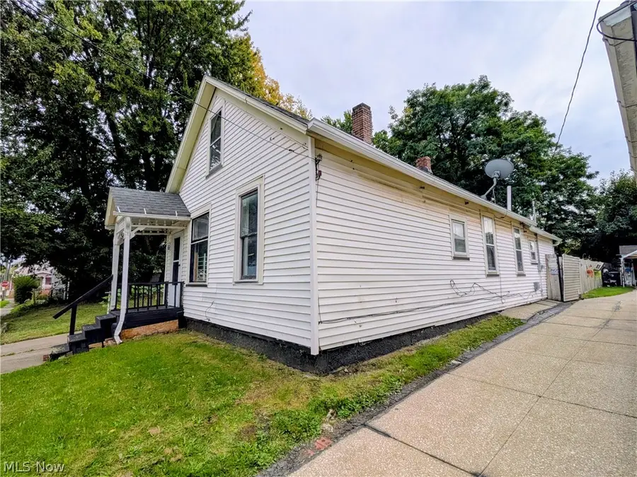 7117 Camden Avenue, Cleveland, OH 44102 - #2