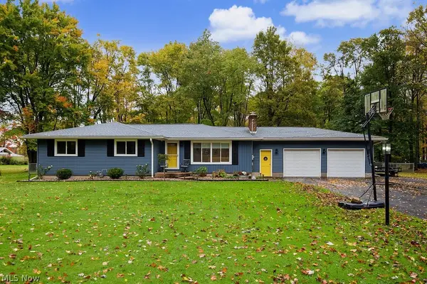 1533 Lake Drive, Hubbard, OH 44425