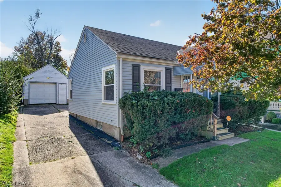 64 Palmetto Avenue, Akron, OH 44301 - #2