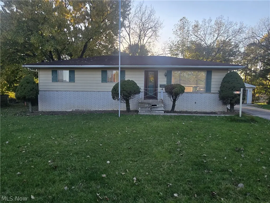 7670 Sleepy Hollow Drive, Parma, OH 44130 - #1