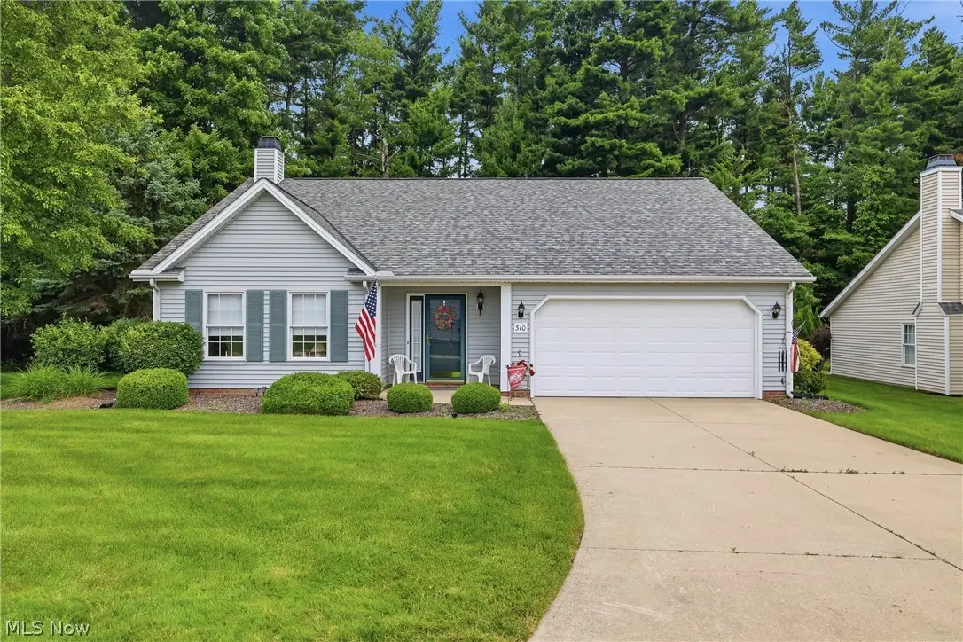 310 Bridgewater Lane, Chardon, OH 44024 - #1