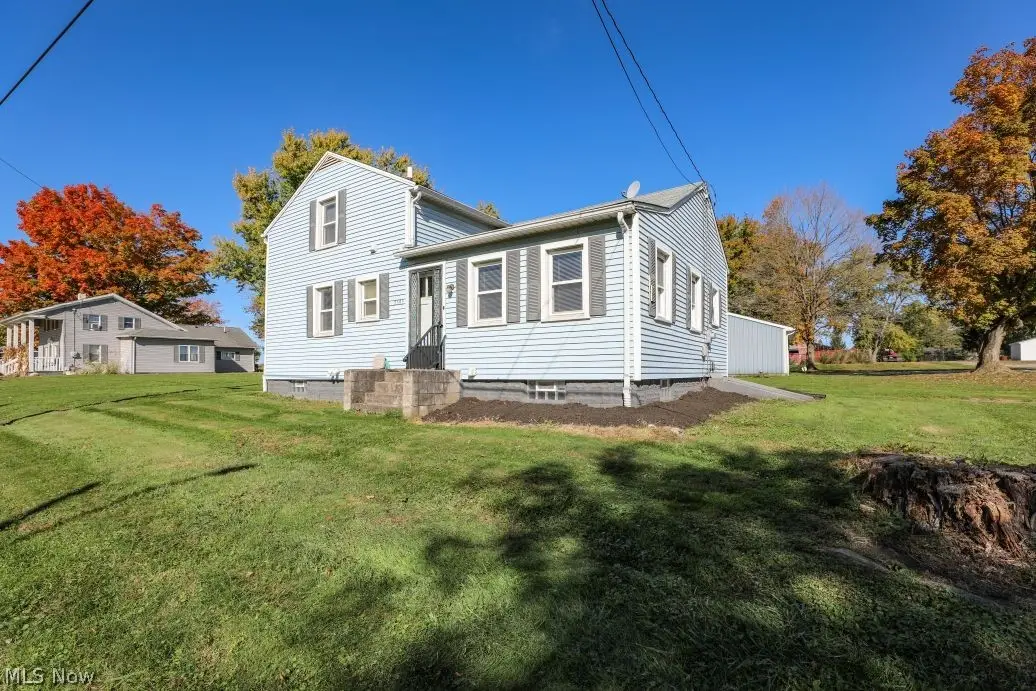 7595 Pontius Ne Street, Hartville, OH 44632 - #1