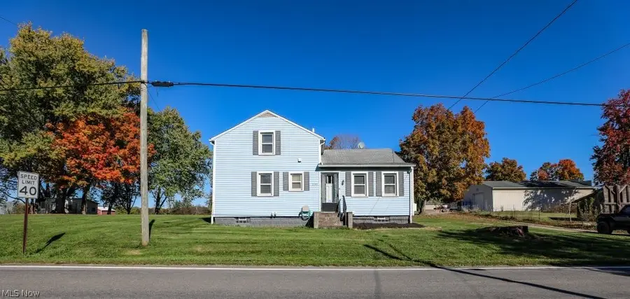 7595 Pontius Ne Street, Hartville, OH 44632 - #3