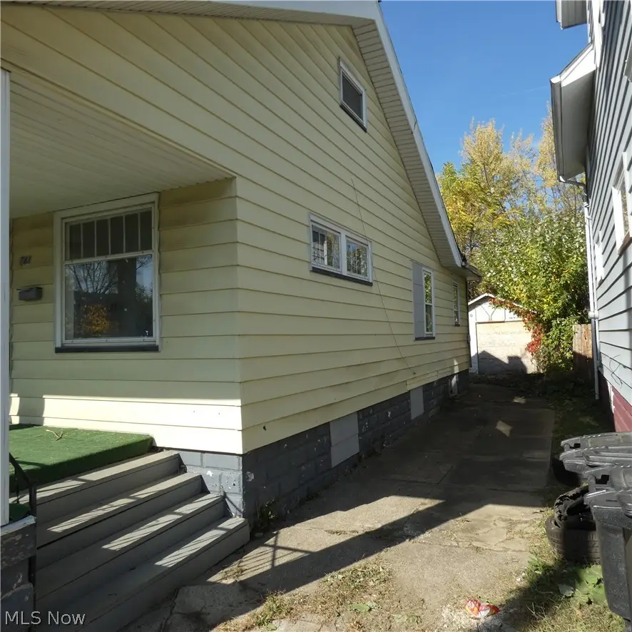 7815 Maryland Avenue, Cleveland, OH 44105 - #3