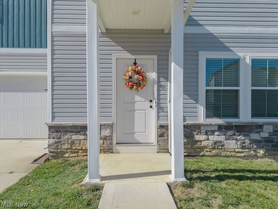 496 Auld Farm Circle, Akron, OH 44320 - #2