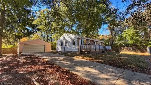 1860 Honodle Avenue, Akron, OH 44305