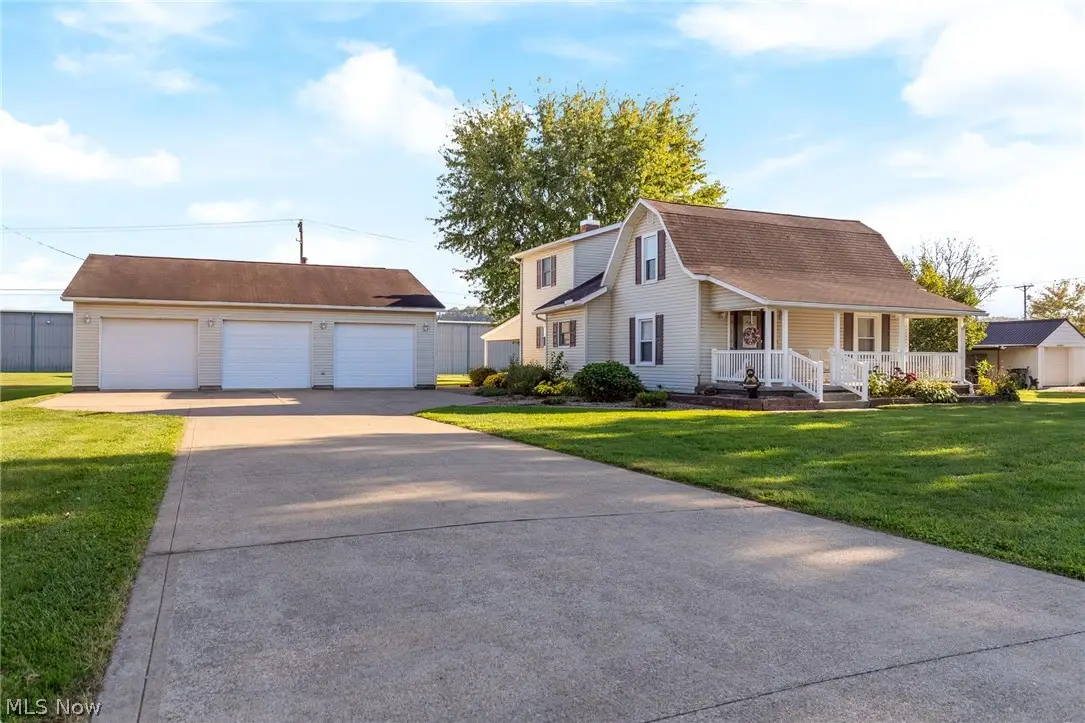 5420 E State Road, Newcomerstown, OH 43832 - #1