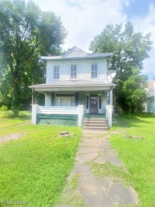 424 Belmont Nw Avenue, Warren, OH 44446
