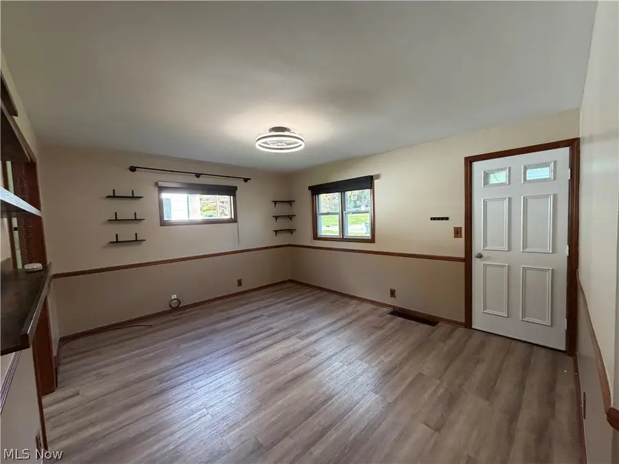 128 2nd Street, Wadsworth, OH 44281 - #3
