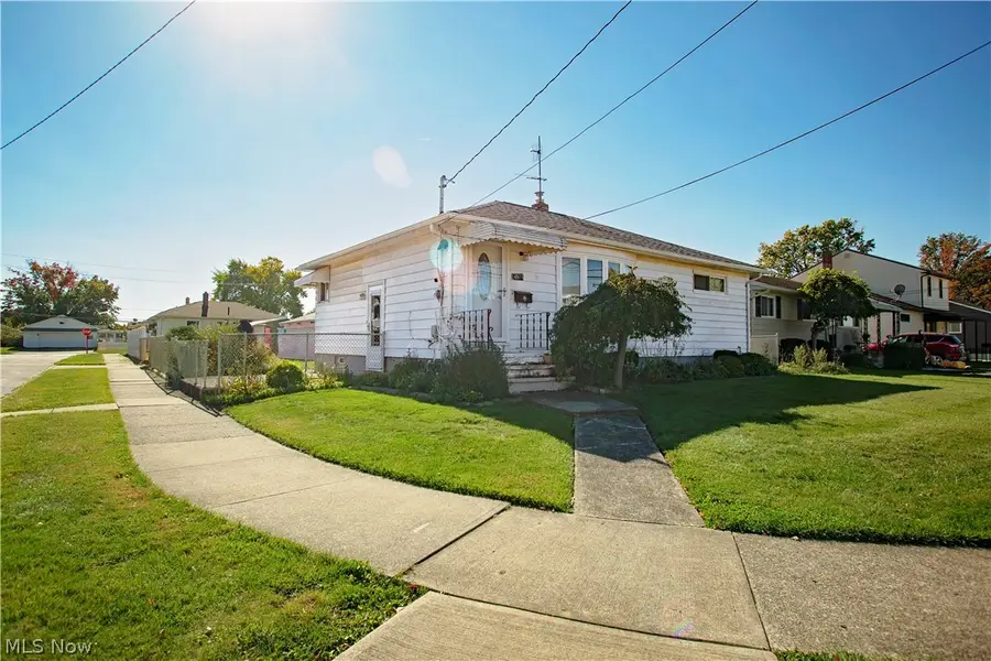 14871 S Gallatin Boulevard, Brook Park, OH 44142 - #2