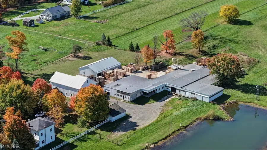 9291 N Girdle Rd, Middlefield, OH 44062 - #2