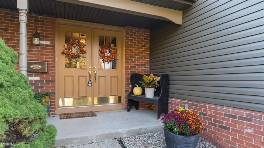 2800 W Ray Drive, Zanesville, OH 43701 - #3
