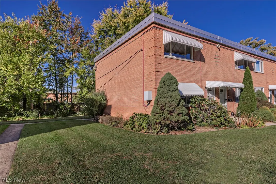 1532 Severn Lane, Wickliffe, OH 44092 - #1