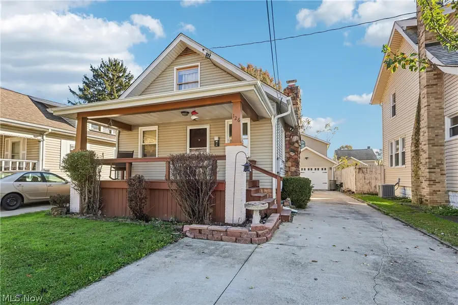 126 Avis Nw Avenue, Massillon, OH 44646 - #3