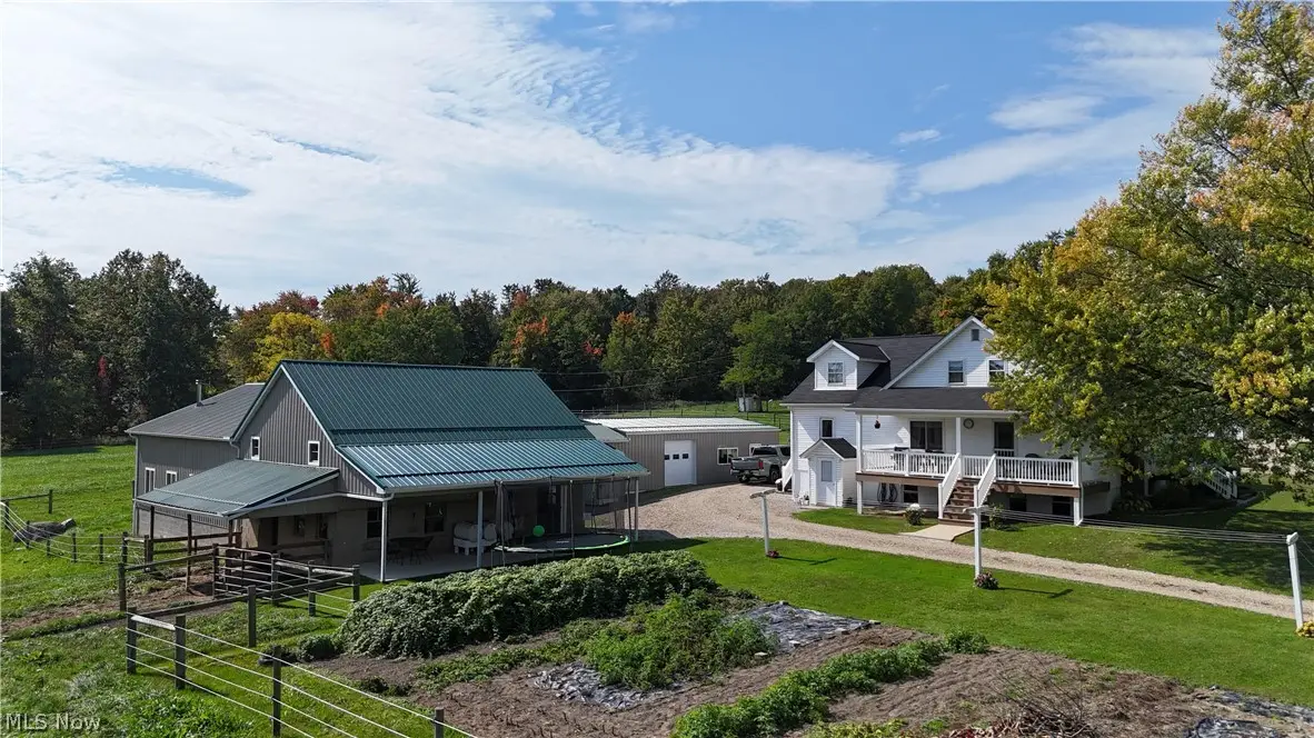 5307 Kinsman Rd, Middlefield, OH 44062 - #1