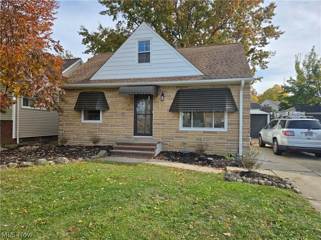 28532 Lake Shore Boulevard, Willowick, OH 44095 - #1