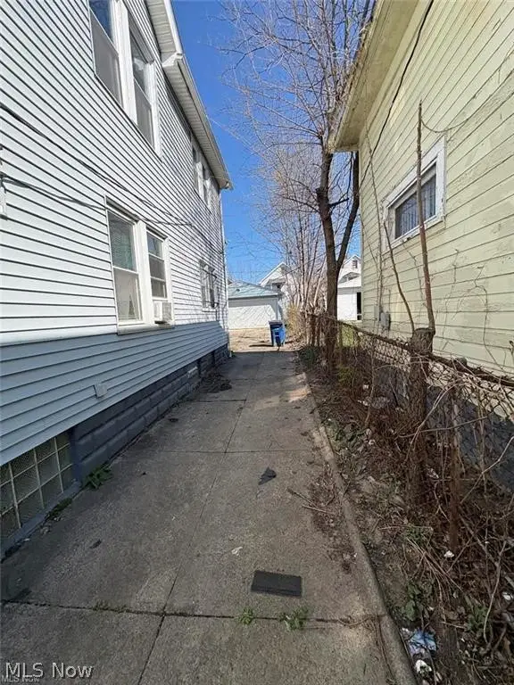 11817 Dove Avenue, Cleveland, OH 44105 - #3